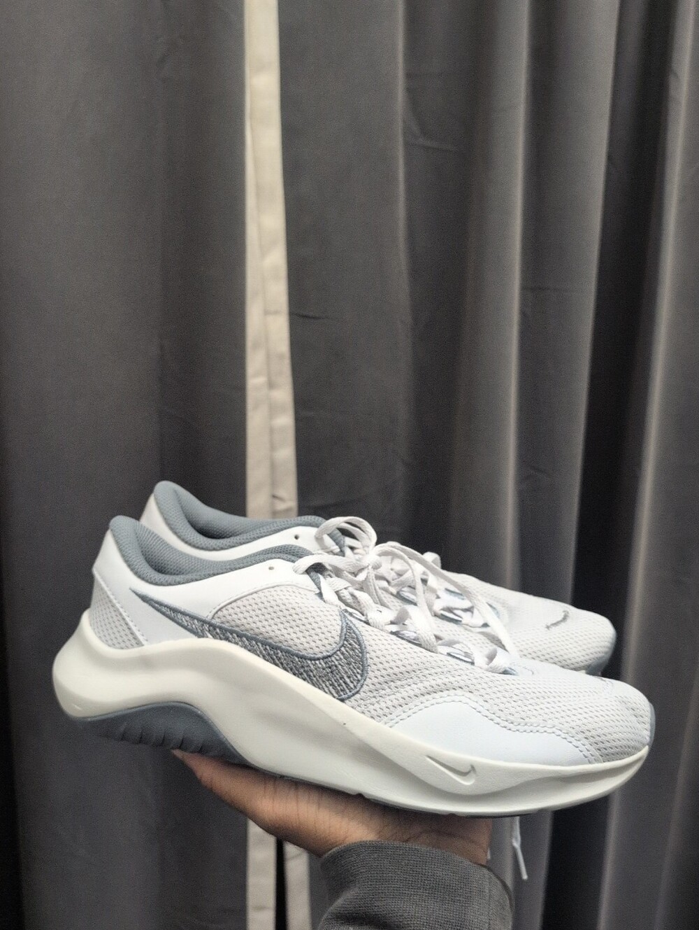 Men's Nike Legend Essential 3 Next Nature 'Photon Dust Anthracite Size 7.5